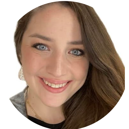 Chelsea Pierce Headshot