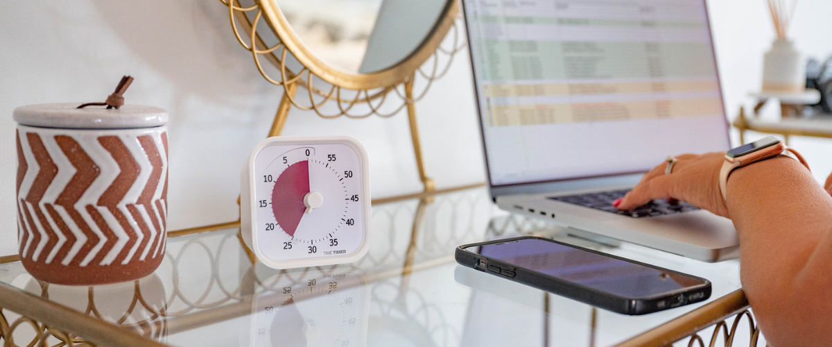 Time Feels Different When You're Autistic. Here's What Helps Me At Work.